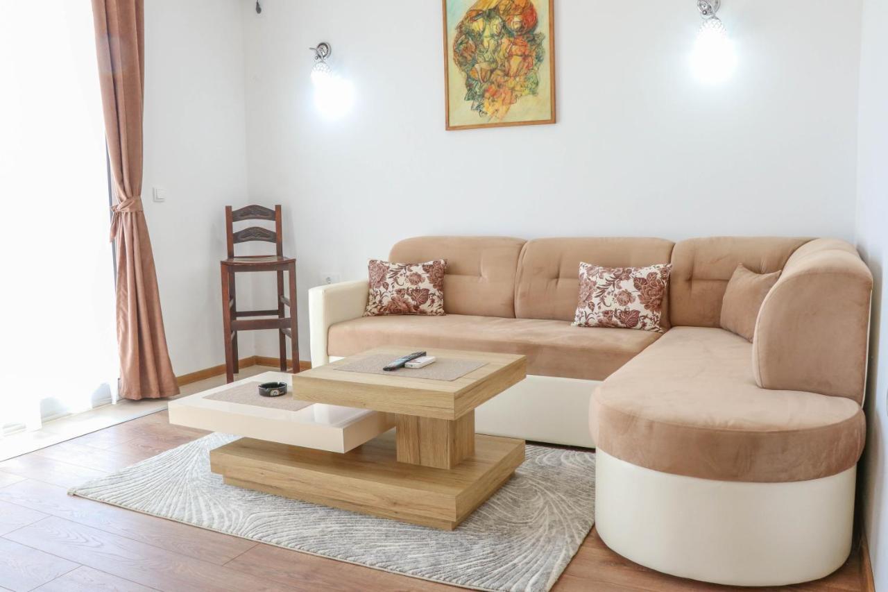 B&B Lovac Hasa 2 Ulcinj Extérieur photo